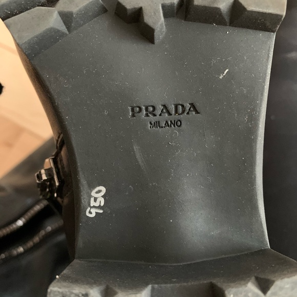 Prada boots 38 1/2 - Picture 3 of 6